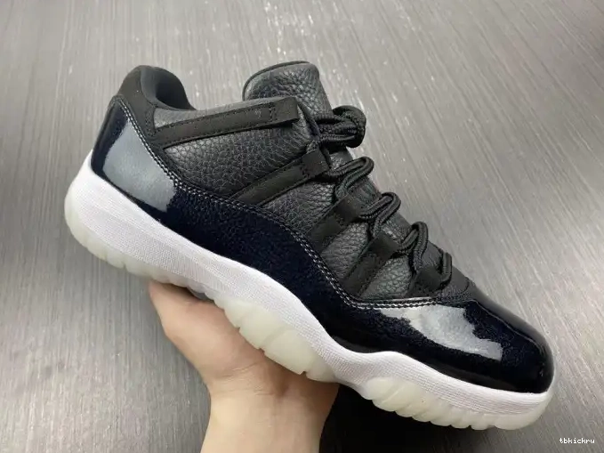 Reps TBK AV2187-001 Low Retro Jordan 11 72-10 Air 0523